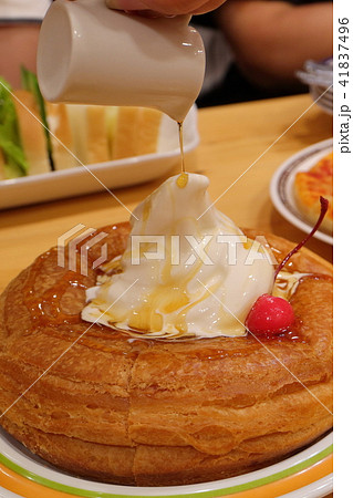 シロノワール 41837496