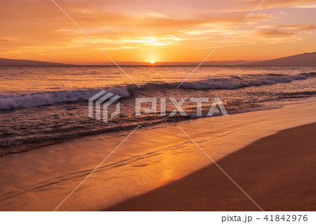 Sunset on Maui 41842976