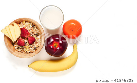 Oatmeal flakes, milk, fresh fruits on background 41846808