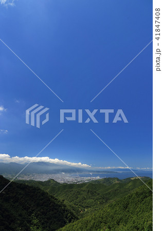 愛媛県の東予沿岸を四国中央市側から俯瞰する 41847408