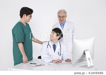RF Photos- Group of hospital doctors, health care isolated on white background 025 41848986