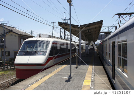 韮川駅にて特急退避する東武伊勢崎線 41851107