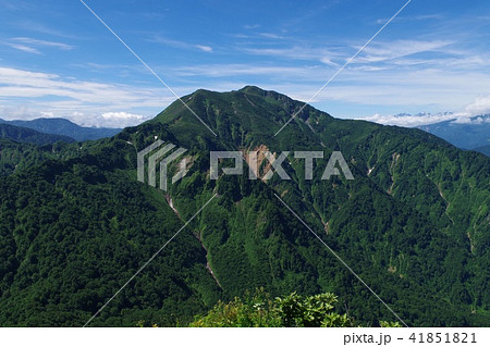 海谷山塊・鋸岳からの雨飾山 41851821