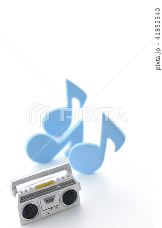 音楽を聴く 41852340