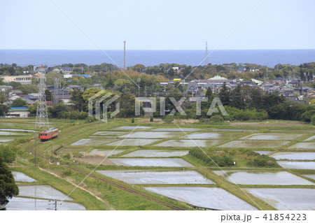 いすみ鉄道キハ52+キハ28(俯瞰) いすみ鉄道キハ52+キハ28(俯瞰) 41854223