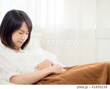 病気 病人 気分が優れない 41856238