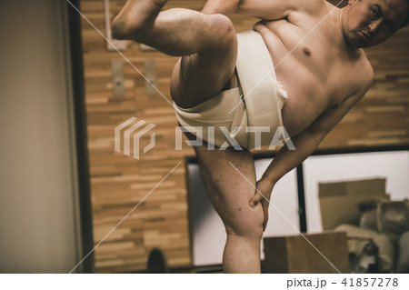 Sumo wrestling Sumo wrestling 41857278