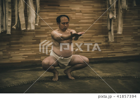 Sumo wrestling Sumo wrestling 41857394