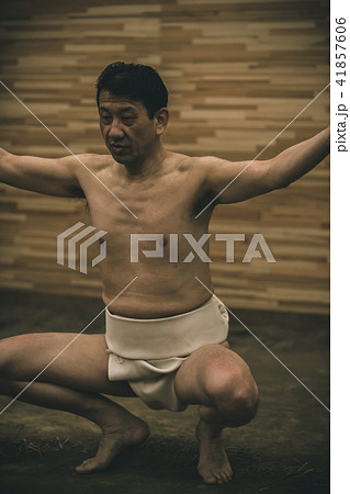 Sumo wrestling Sumo wrestling 41857606