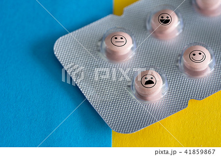 The concept medication and pills pharmaceuticals 41859867