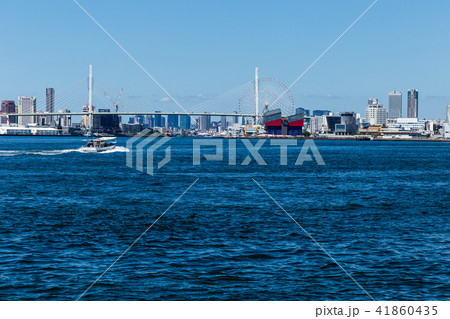 大阪安治川河口の風景。海遊館付近。 41860435