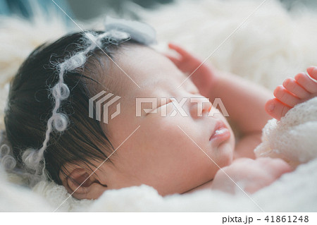at the age of 14 days at the age of 14 days 41861248