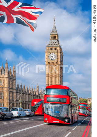 Big Ben with buses in London, England 41864898