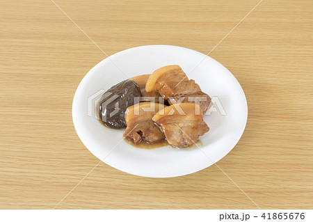 豚角煮と椎茸 豚角煮と椎茸 41865676