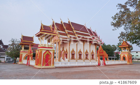 Thai temple 41867609