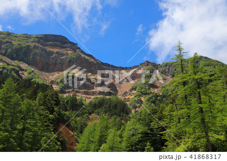 硫黄岳の爆裂火口　八ヶ岳 41868317