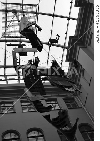 Black and white pices of boat in the air  41868385
