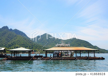 宮島　広島　フェリー　厳島　旅客船乗場　宮島桟橋 41868928