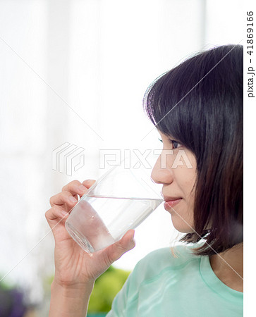 汗 ライフスタイル 女子 41869166