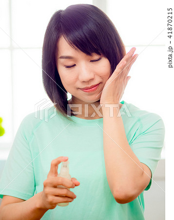 化粧 メイクアップ お化粧 41870215