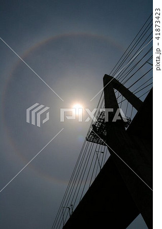 サンセット橋と傘を被った太陽 サンセット橋と傘を被った太陽 41873423