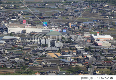 香川県三豊市豊中町、三豊市役所豊中庁舎（豊中支所）付近 41875230