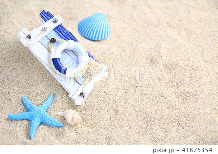 夏の砂浜 夏の砂浜 41875354