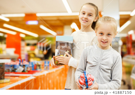 sisters are holding purchases 41887150