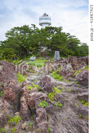門脇埼の灯台、静岡県伊東市城ケ崎海岸門脇埼にて 41887925