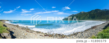 Panorama landscape view of Kaikoura in New Zealand Panorama landscape view of Kaikoura in New Zealand 41890379