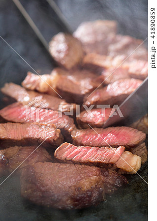 ステーキ 41890859
