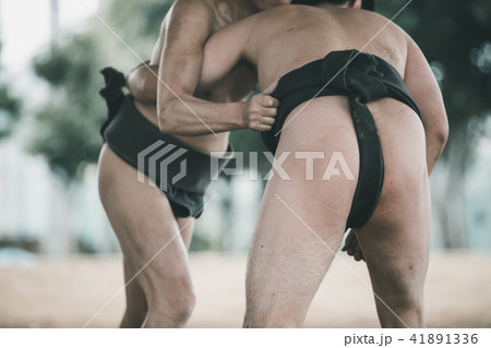 Sumo wrestling 41891336