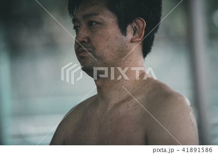 Sumo wrestling 41891586