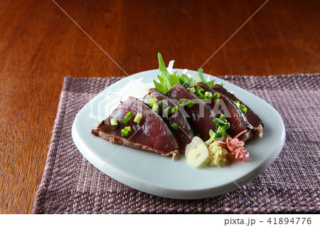 鰹のたたき 41894776