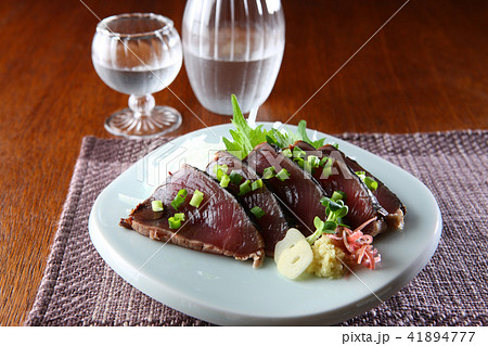 鰹のたたき 41894777