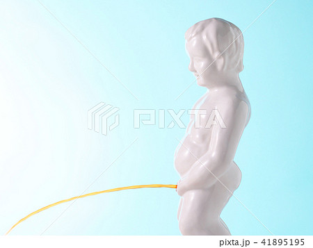 血尿イメージ（小便小僧） 41895195