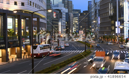 日本の東京都市景観　東急プラザ赤坂など、街並みを望む（夜景） 41896654