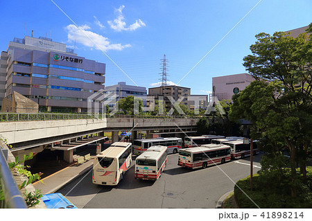 川崎市麻生区 新百合ヶ丘駅南(上麻生1丁目)ロータリー 41898214