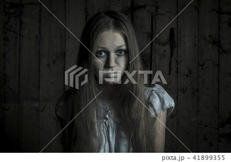 Horror girl in white dress 41899355