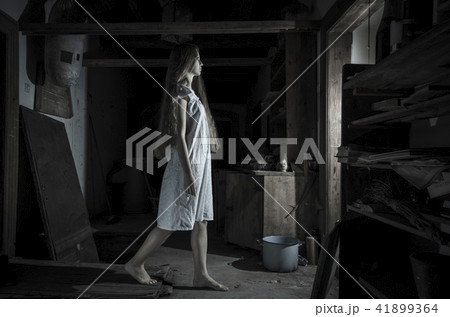 Horror girl in white dress Horror girl in white dress 41899364