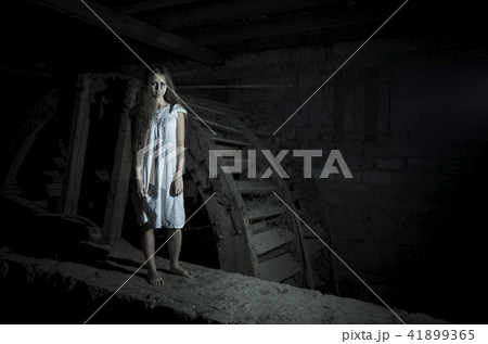 Horror girl in white dress 41899365