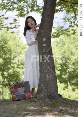 夏 季節 女性 41902134
