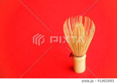真っ赤な毛氈背景の茶筅５ 41902893