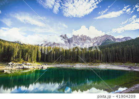 Lago di Carezza 41904209