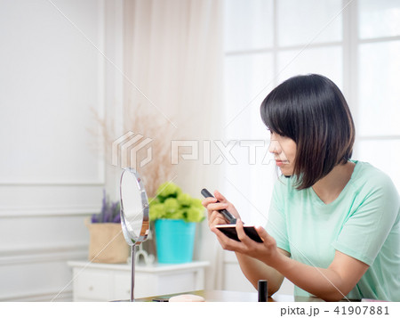 化粧 メイクアップ お化粧 41907881