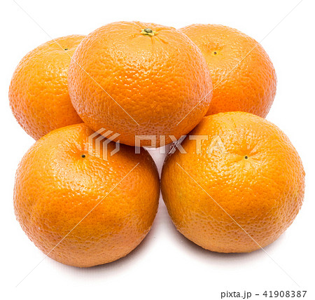Fresh clementine isolated on white 41908387