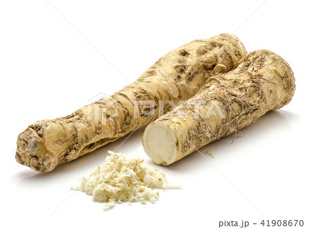 Fresh horseradish isolated on white 41908670