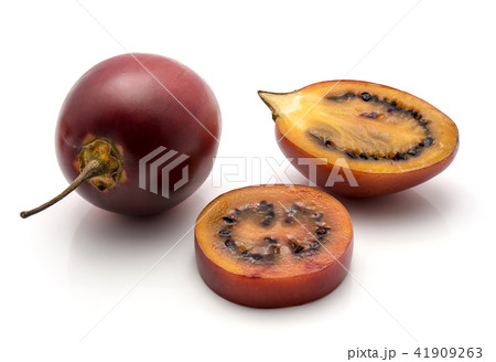 Fresh raw tamarillo isolated on white 41909263