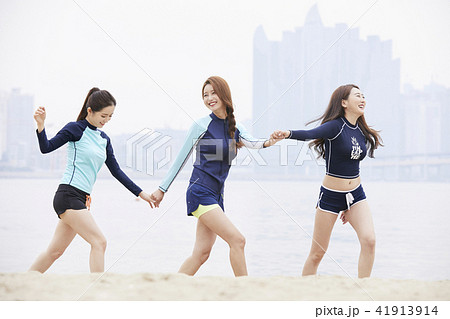 海 女性 女 41913914