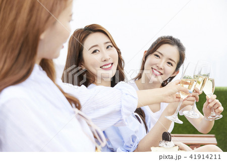 乾杯 女性 女 41914211